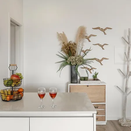 Oceanview Oasis Апартаменты *