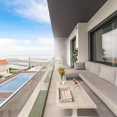 Διαμέρισμα Oceanview Oasis *