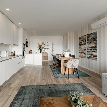 Oceanview Oasis Апартаменты *