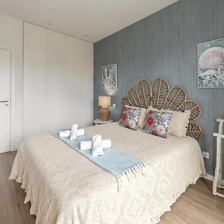 Апартаменты Oceanview Oasis *